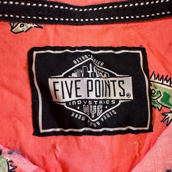 Five Points Industries Iguana Lizard Print Salmon Pink Summer Button Down Sz L - Picture 4 of 9